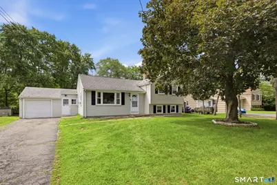 15 Lin Sal Street, Windsor Locks, CT 06096 - Photo 5