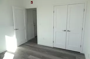 2806 Fairfield Ave, Bridgeport, CT 06605 - Photo 9