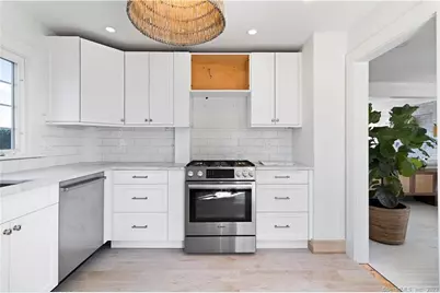 19 Soundview Drive, Westport, CT 06880 - Photo 17