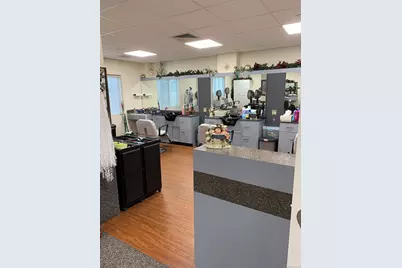 [Address not provided], Hartford, CT 06106 - Photo 3