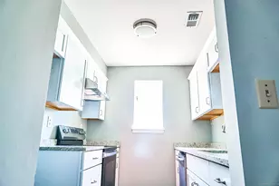 393 Laurel Ave, Bridgeport, CT 06605 - Photo 9