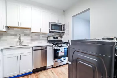 50 Greenhouse Road #42C, Bridgeport, CT 06606 - Photo 7