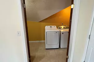 51 South St, Danbury, CT 06810 - Photo 7