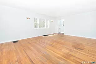 178 Litchfield St, Thomaston, CT 06787 - Photo 15