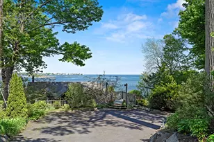 64 Ocean Dr E, Stamford, CT 06902 - Photo 33