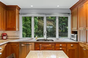 96 Fenwood Dr, Old Saybrook, CT 06475 - Photo 11