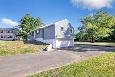 38 Pine River Road, North Haven, CT 06473 - Photo 3