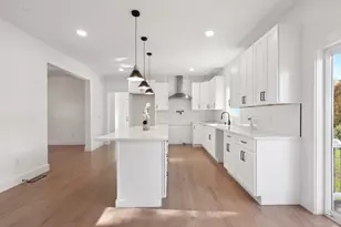 19 A Apache Dr, Brookfield, CT 06804 - Photo 5