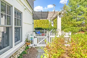 103 Main St, Stonington, CT 06378 - Photo 3