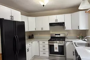 24 Podunk Cir, South Windsor, CT 06074 - Photo 11