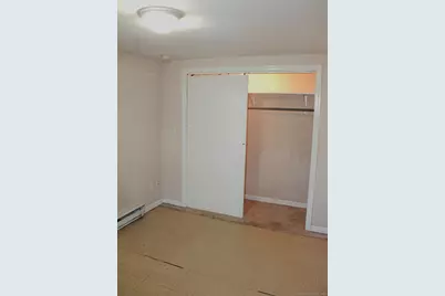 17 Guilford Court, East Haven, CT 06512 - Photo 9