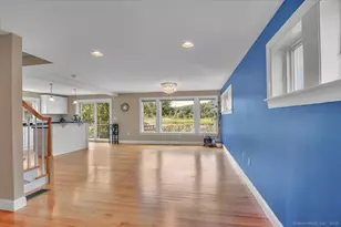 131 Middlesex Ave, Chester, CT 06412 - Photo 11