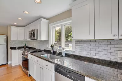 131 Middlesex Avenue, Chester, CT 06412 - Photo 7