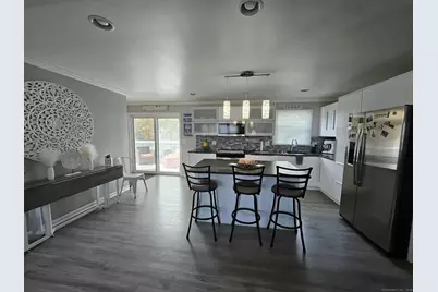 2 F Street, Derby, CT 06418 - Photo 7