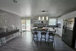 2 F St, Derby, CT 06418 - Photo 7