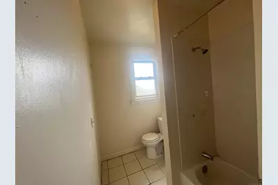 270 East Avenue, Bridgeport, CT 06610 - Photo 15