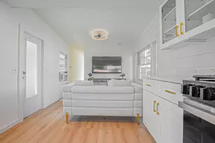 525 E Main St, Branford, CT 06405 - Photo 7