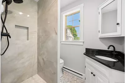 25 Division Street, Waterford, CT 06385 - Photo 19