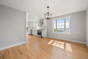 25 Division St, Waterford, CT 06385 - Photo 15