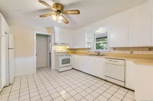 975 Waterbury Rd, Cheshire, CT 06410 - Photo 25