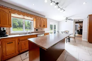 7 Council Dr, Oxford, CT 06478 - Photo 7