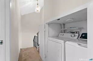 200 Woodmont Ave, Bridgeport, CT 06606 - Photo 15