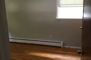 109 Parker Ave E, West Haven, CT 06516 - Photo 9