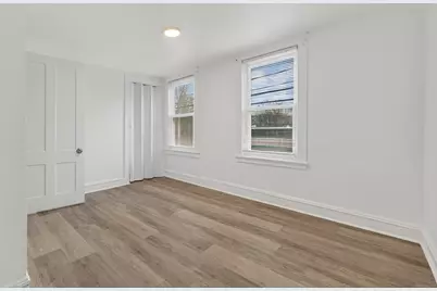 153 Otrobando Avenue, Norwich, CT 06360 - Photo 5