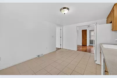 153 Otrobando Avenue, Norwich, CT 06360 - Photo 11