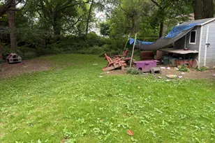 87 Mansfield St, Hartford, CT 06154 - Photo 19