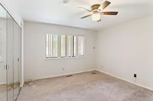 81 Lance Cir, Bridgeport, CT 06606 - Photo 11