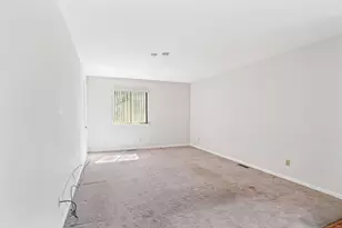 81 Lance Cir, Bridgeport, CT 06606 - Photo 7