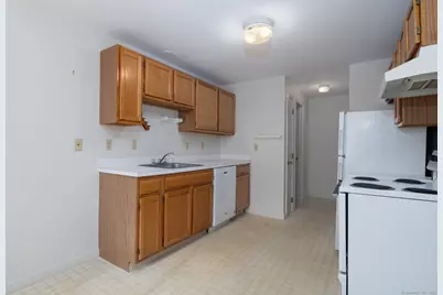 111 Mallane Lane #APT 19A, Naugatuck, CT 06770 - Photo 11