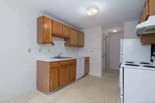 111 Mallane Ln, Naugatuck, CT 06770 - Photo 11