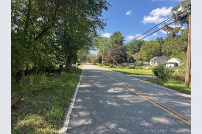 87 Fort Shantok Road, Montville, CT 06382 - Photo 3