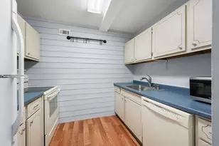 292 Pequot Ave, New London, CT 06320 - Photo 9