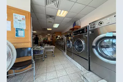 [Address not provided], New Haven, CT 06511 - Photo 7