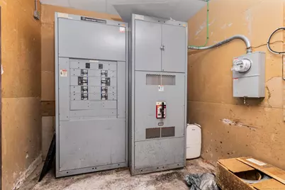 814 Derby Avenue, Seymour, CT 06483 - Photo 13