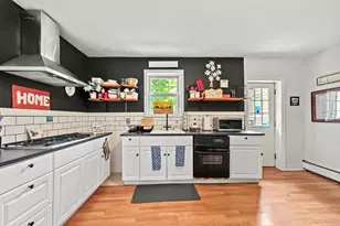 23 Hotchkiss St, Middletown, CT 06457 - Photo 7