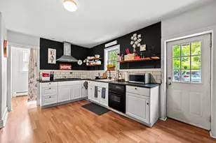 23 Hotchkiss St, Middletown, CT 06457 - Photo 5