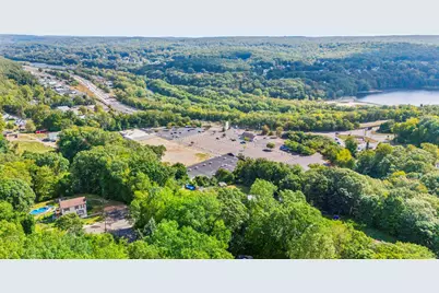 842 Derby Avenue, Seymour, CT 06483 - Photo 17
