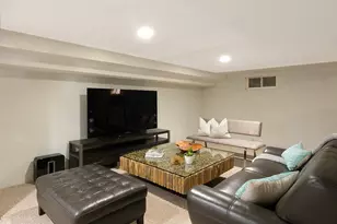 21 Perry St, Salisbury, CT 06039 - Photo 15