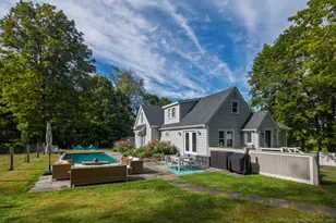 21 Perry St, Salisbury, CT 06039 - Photo 1