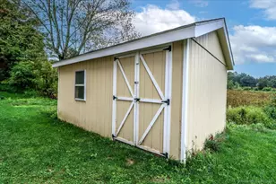 133 Sugar St, Newtown, CT 06470 - Photo 37