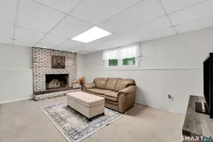 17 Briarwood Ln, Branford, CT 06405 - Photo 25