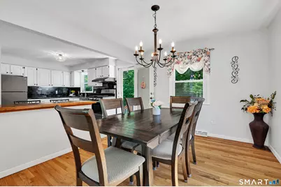 17 Briarwood Lane, Branford, CT 06405 - Photo 7