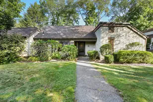 626 Heritage Vlg, Southbury, CT 06488 - Photo 1