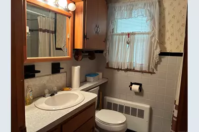 27 Harding Avenue, Newington, CT 06111 - Photo 23