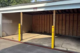 138 Mill Hill Ave, Bridgeport, CT 06610 - Photo 9