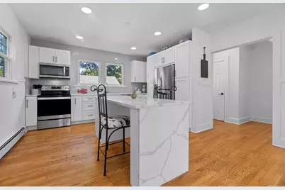 165 Plant Street, New London, CT 06320 - Photo 15